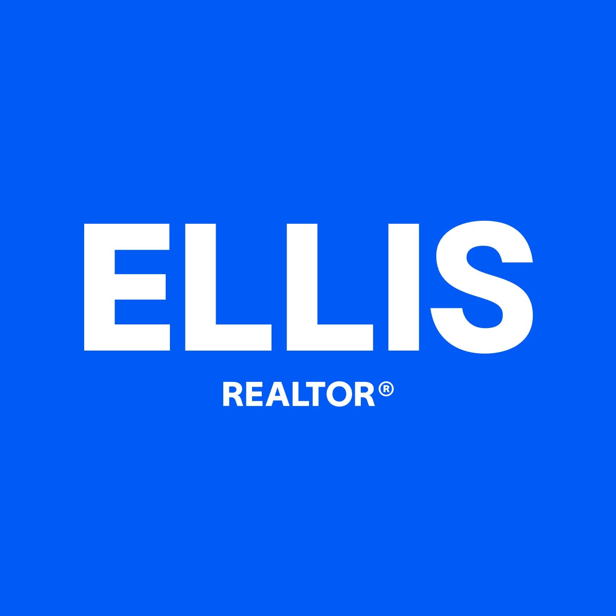 The logo of Ellis Realtor by Studio123 is displayed on a minimalist blue background.