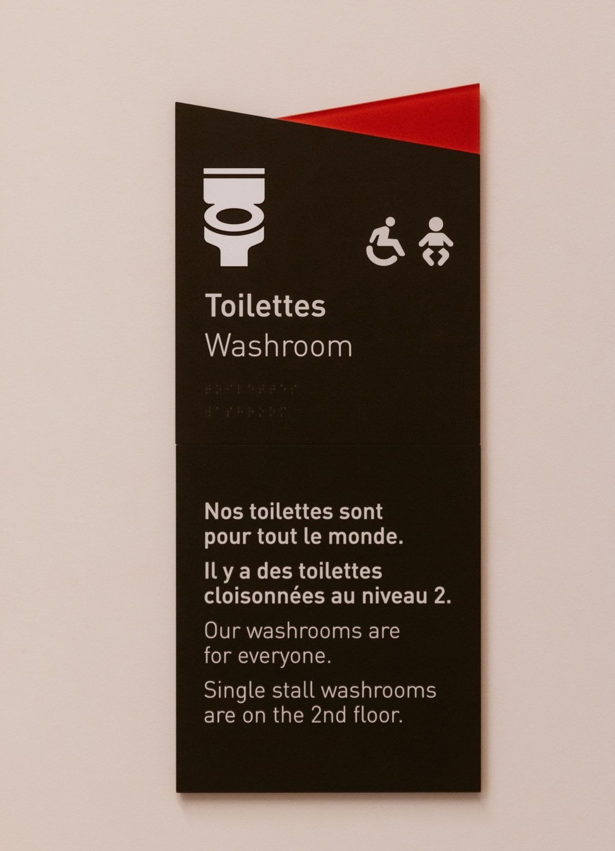 Floor wayfinding sign at Place des Arts